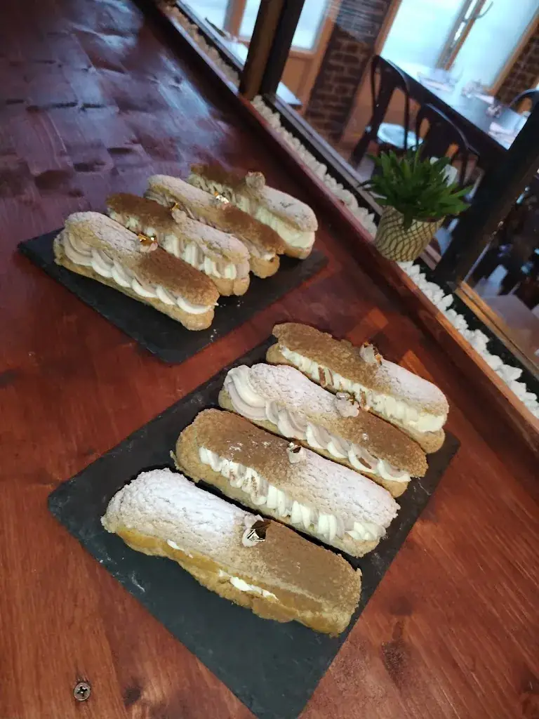 Menu_Auberge De l'est à l'ouest restaurant, traiteur, pâtissier,hôtel._Poullaouen_image_6