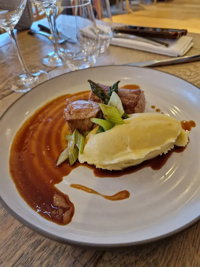 Florence MOALIC_Restaurant @ Le Château de Sable_Porspoder_review