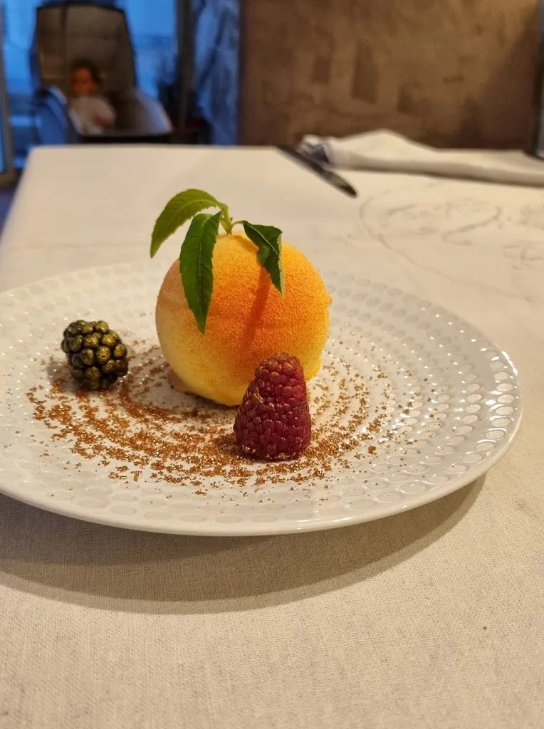 restaurant l'oustaou_Saint-Marcel-d'Ardèche_slider_image_2