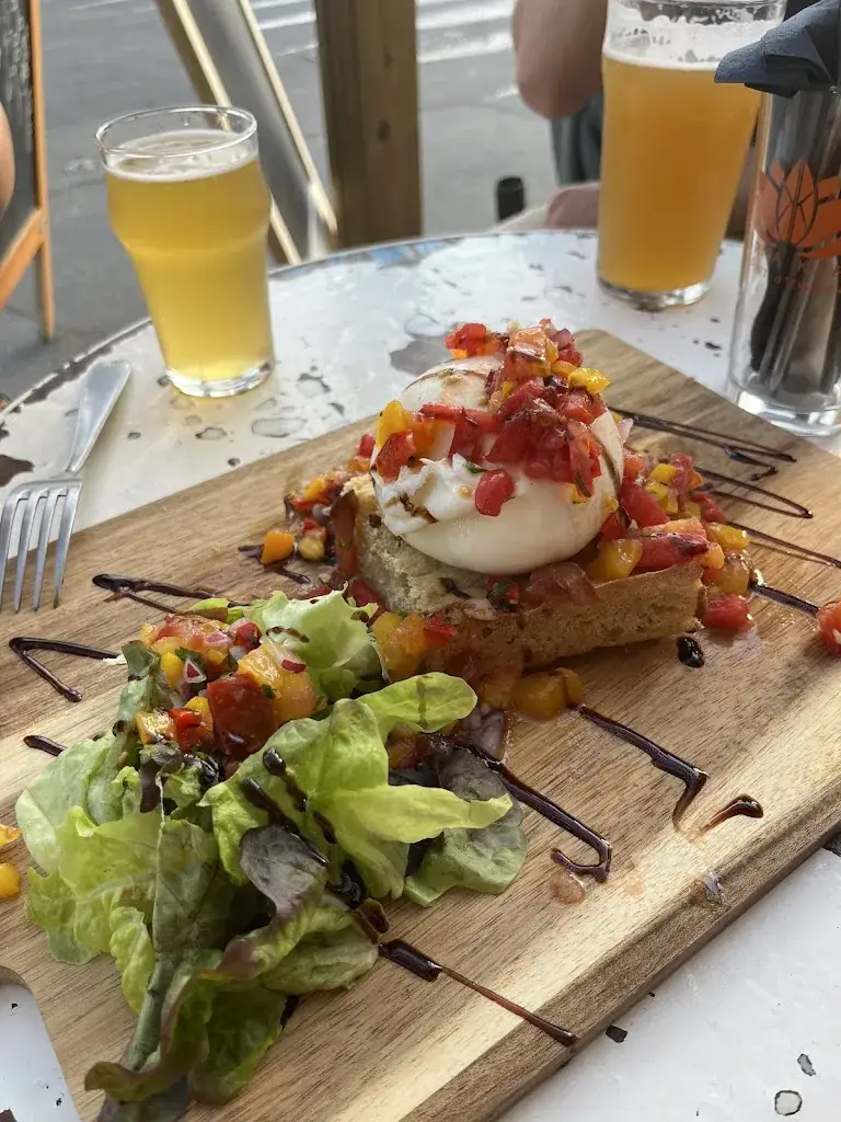 Karma Kafé X Gualala_Erquy_slider_image_3