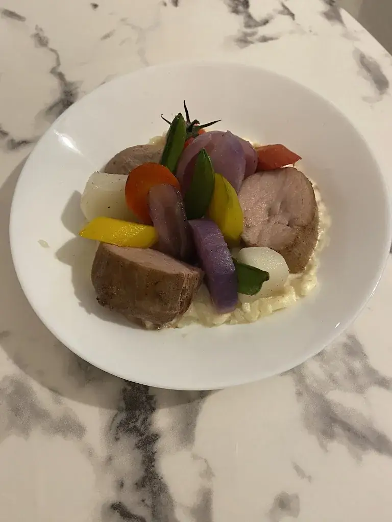 Q'home au Resto_Yffiniac_slider_image_2