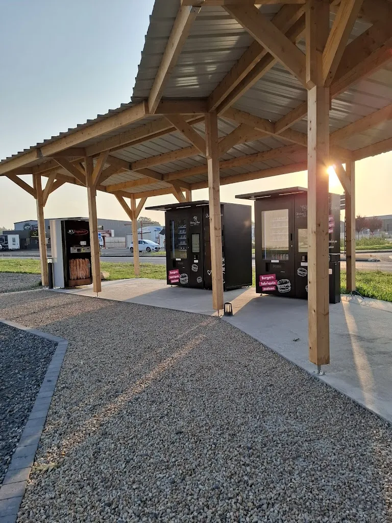 Distributeur pizza ristorante a Quessoy