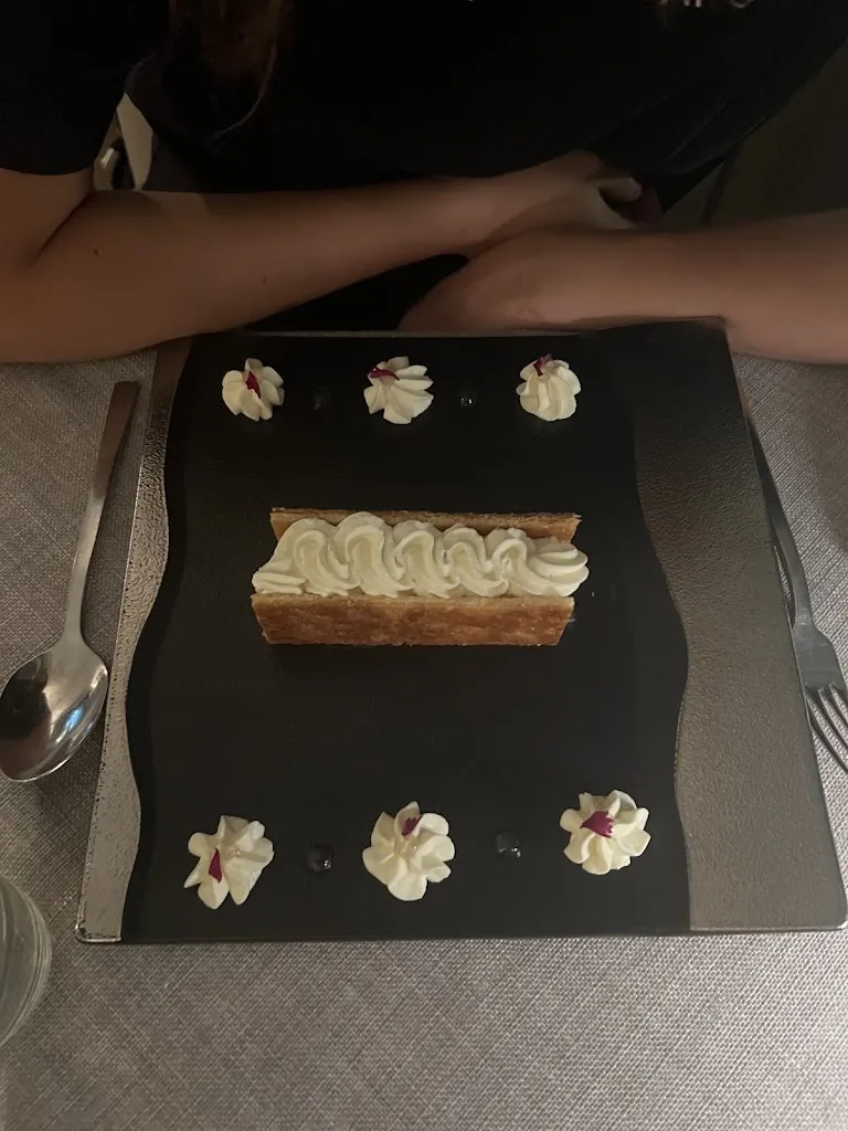 Florian Jacquin_Restaurant Les Oliviers_Brison-Saint-Innocent_review