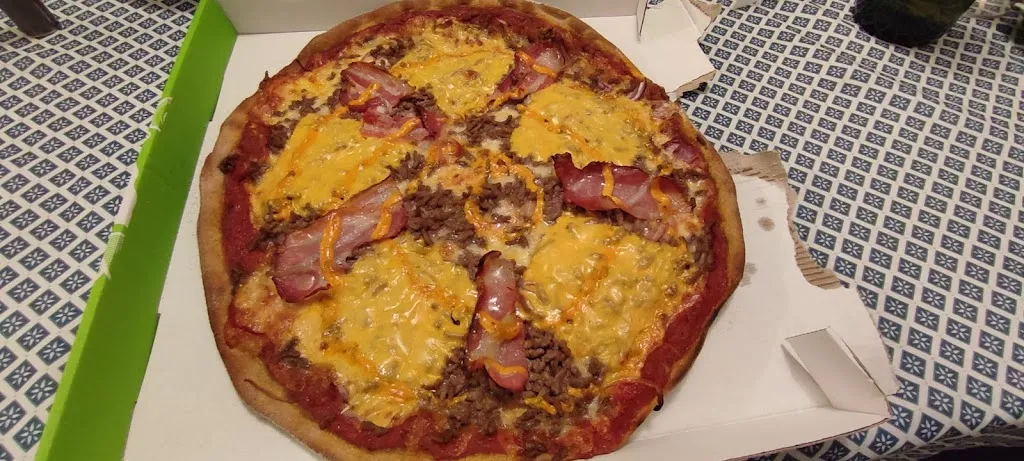 Menu_Pizza chez Léon_Questembert_image_3