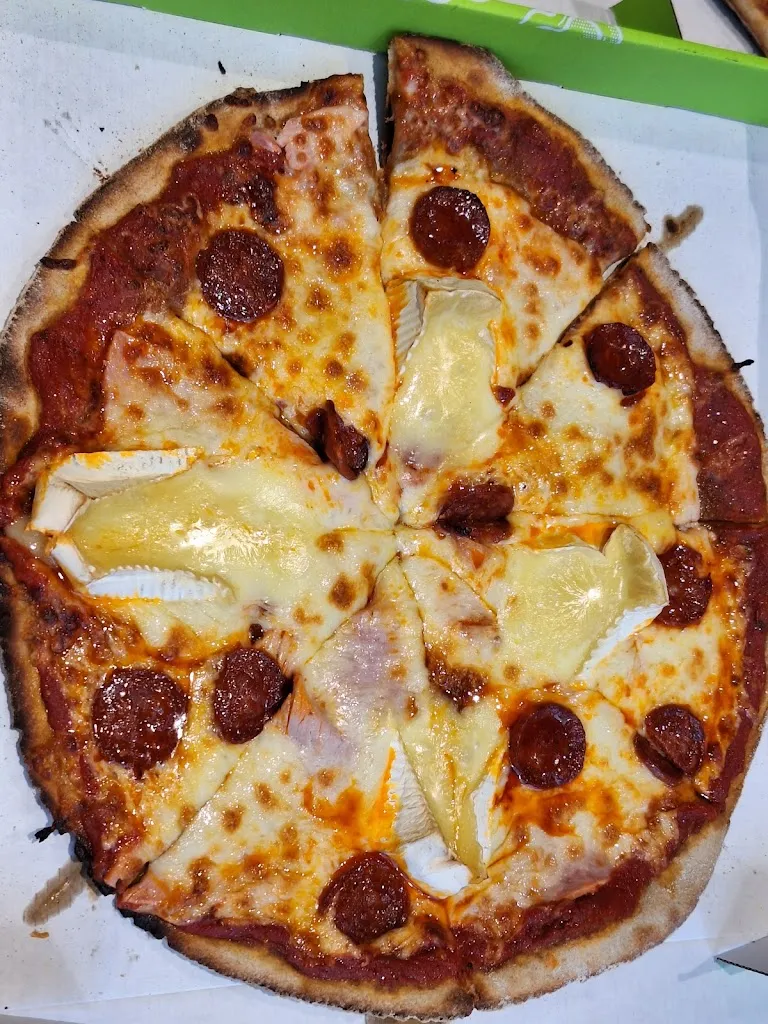 Menu_Pizza chez Léon_Questembert_image_7