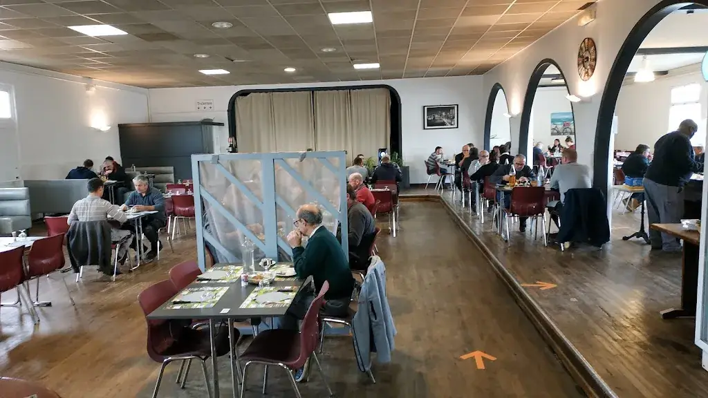 Le Printanier Restaurant in Quévert