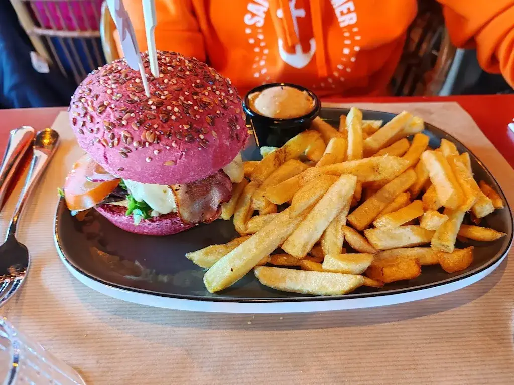 LRB_Dinan_slider_image_3