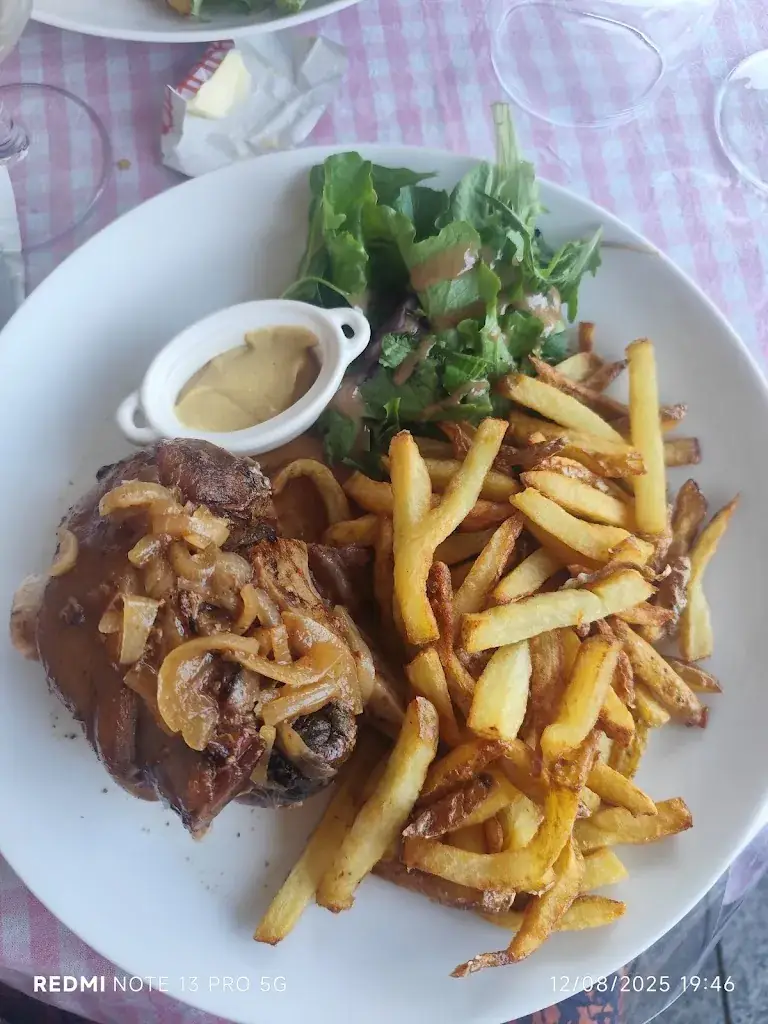 Le Bistrot de Peggy Restaurant in Dinan