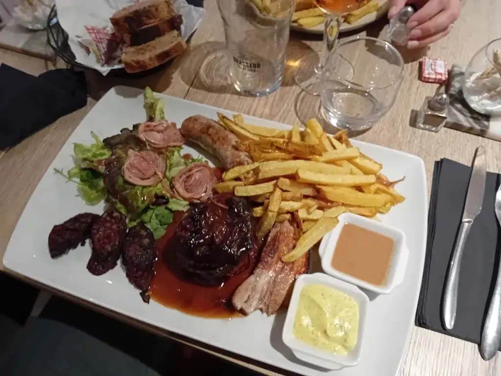 Le Bistrot de Peggy_Dinan_slider_image_2