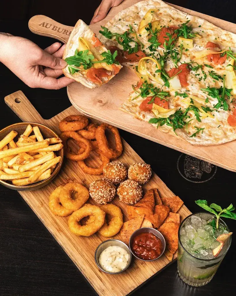 Au Bureau - Pub et Brasserie_Ambronay_slider_image_3