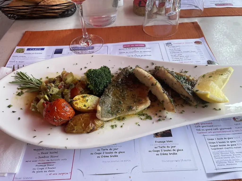 Auberge de Brison_Brison-Saint-Innocent_slider_image_3