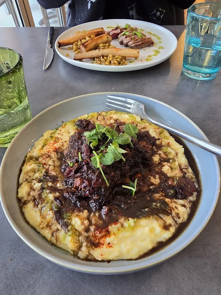 William D_Idylle_Brison-Saint-Innocent_review