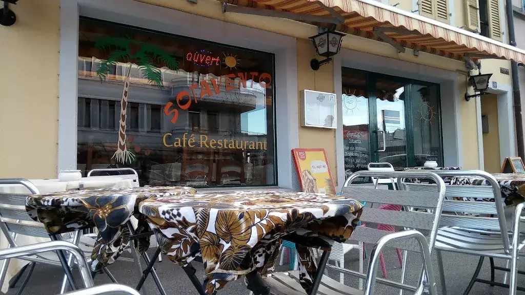 Sotavento Bar-Restaurant Africain_Bulle_slider_image_3