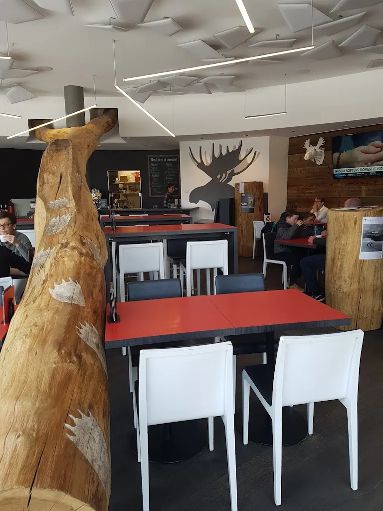 Angélique Met_Granby Café_Bulle_review