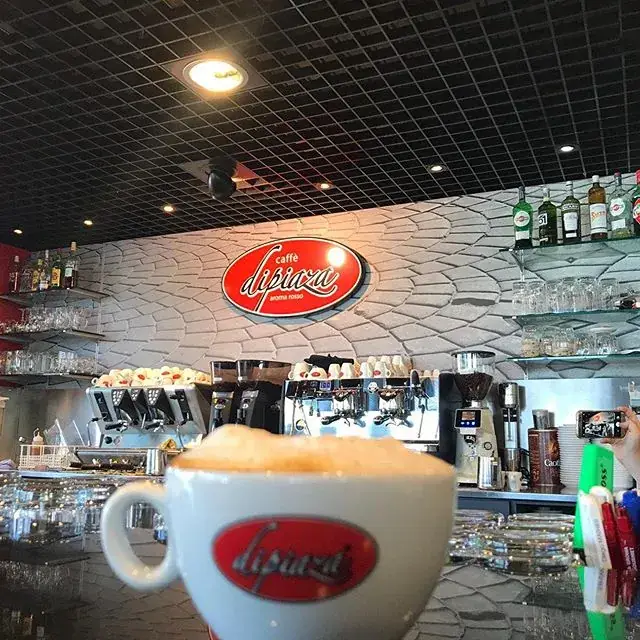 Di Piazza_Bulle_slider_image_2