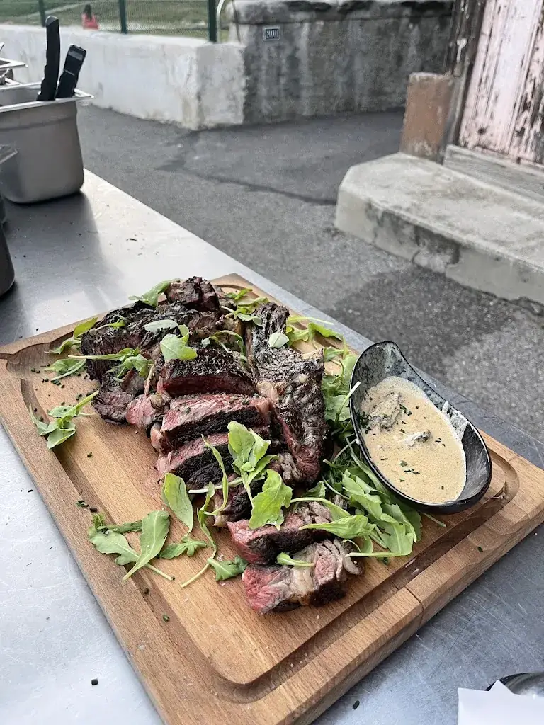 Le Branzin_Bozel_slider_image_3