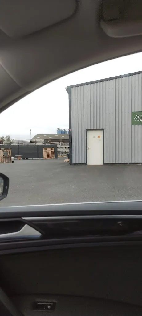 roof b_OUAT IN THE WEST Microbrasserie_Pordic_review