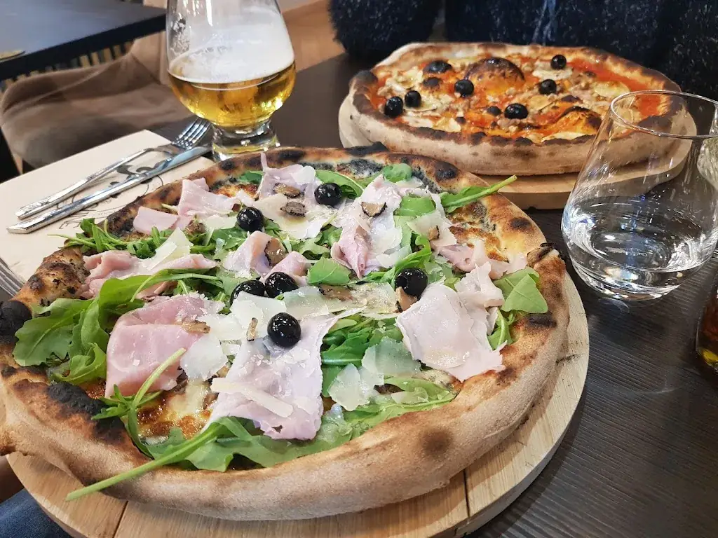 Menu_Pizz&wine_Entrelacs_image_6