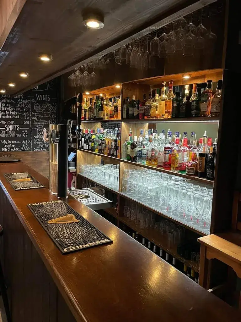 McFarland Pub Irlandais restaurant in Bozel