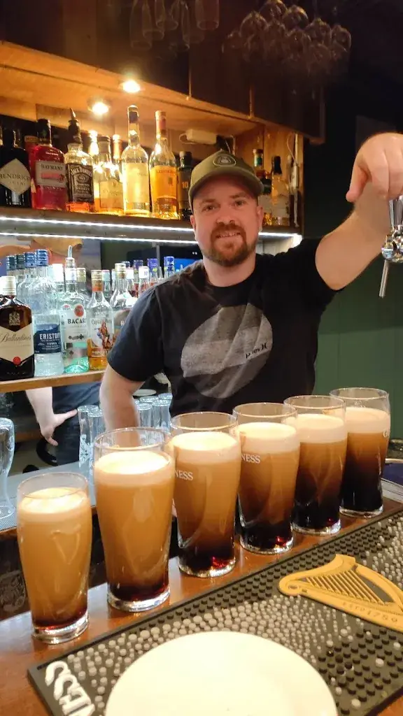 McFarland Pub Irlandais_Bozel_slider_image_3