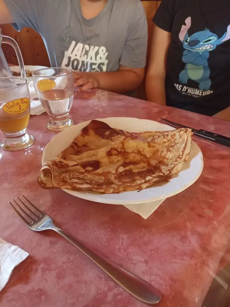 Sylviane Garcés_Crêperie de Sebrevet_Lanvaudan_review