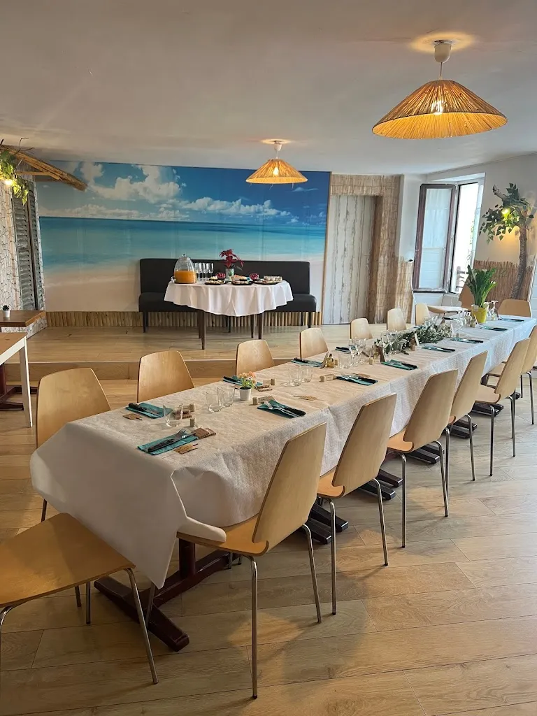 Les Pieds Sous La Table restaurant in Quimperlé