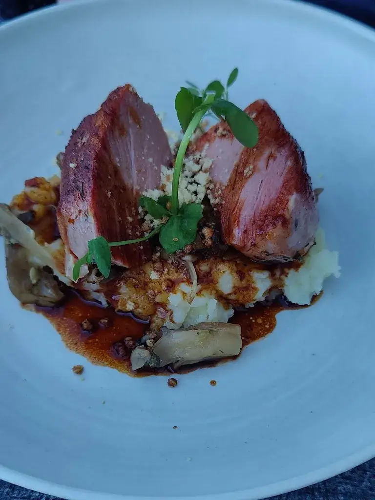 Angela Intermite_Restaurant 