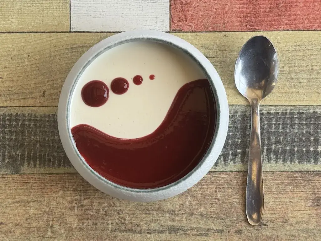 Simon J. Korteweg_L’ Optimist’e_Douarnenez_review