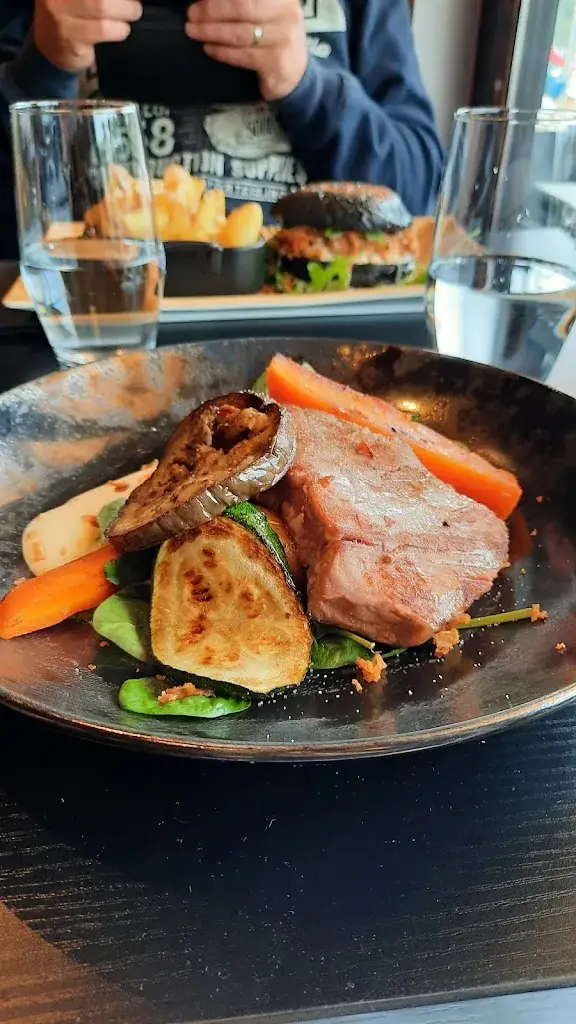 Angel_L’ Optimist’e_Douarnenez_review