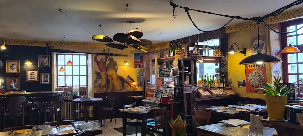 Crêperie Au Goûter Breton Restaurant in Douarnenez