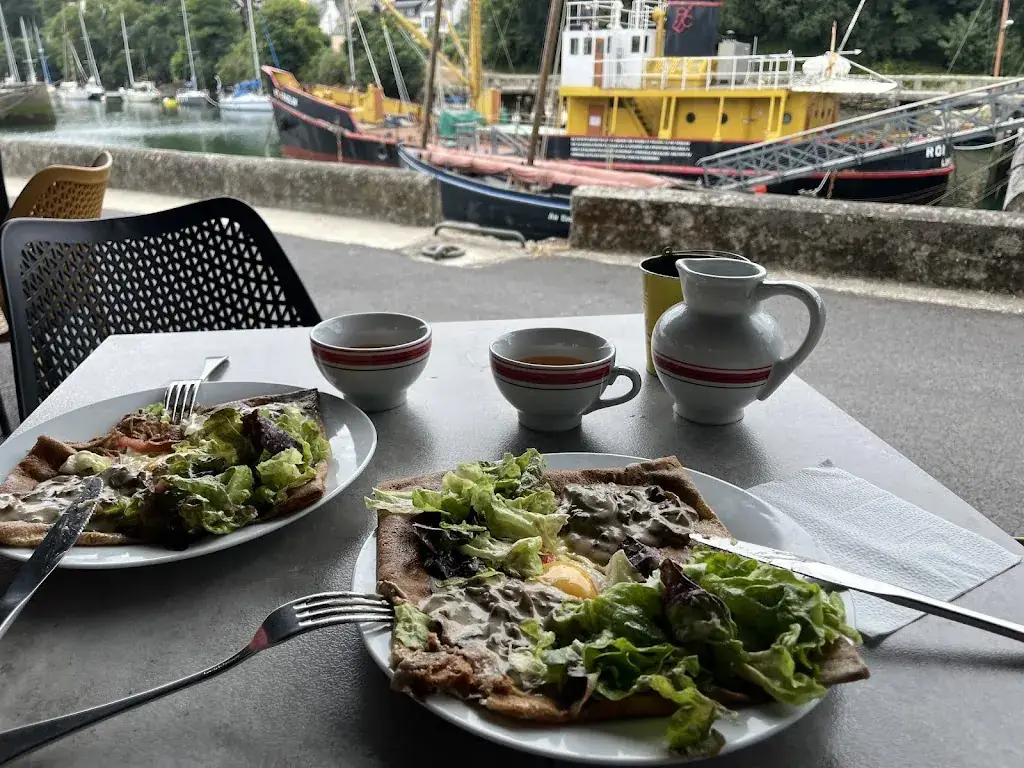 Le Brise Glace_Douarnenez_slider_image_2