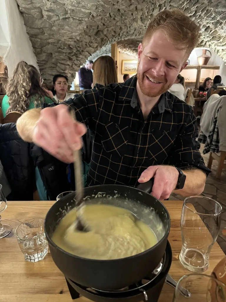 Owen_L'Etable des Lys_Courchevel_recensione