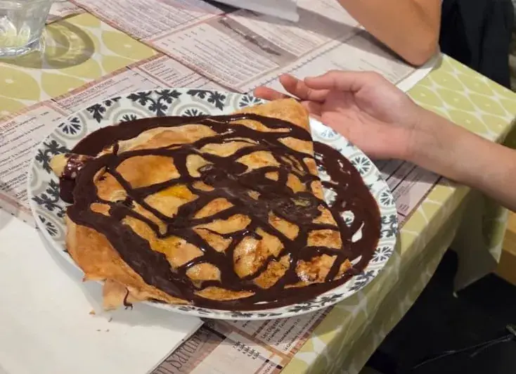 Priscilla Mariapragassam_Crêperie Lannig_Douarnenez_recensione