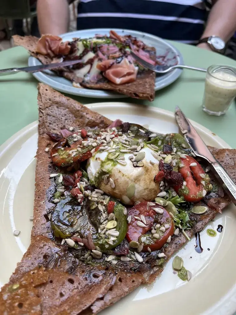 Debra Birchall_Bretone_Rennes_review