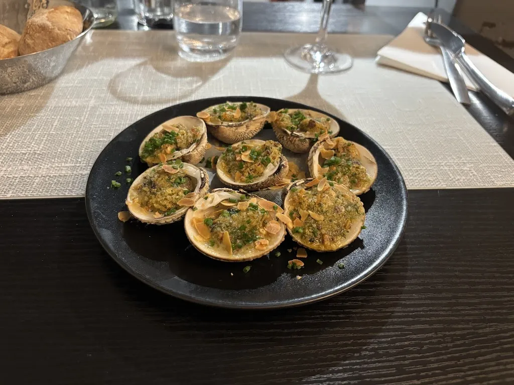 Minxin Pei_Le Bistro Volney_Rennes_review
