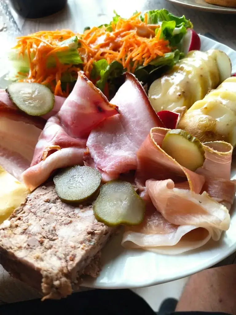 Menu_A Bon Porc - votre resto au bord de l'eau_Rieux_image_1