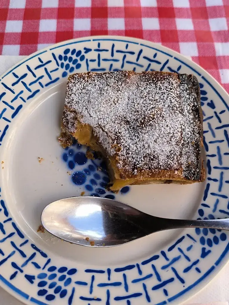 Alexia Cyrus_Restaurant de La Halle_Rieux-Volvestre_review