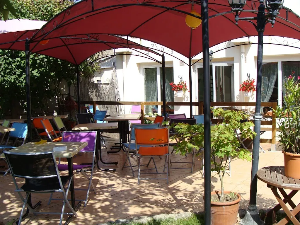 Le Prieuré restaurant in Rieux