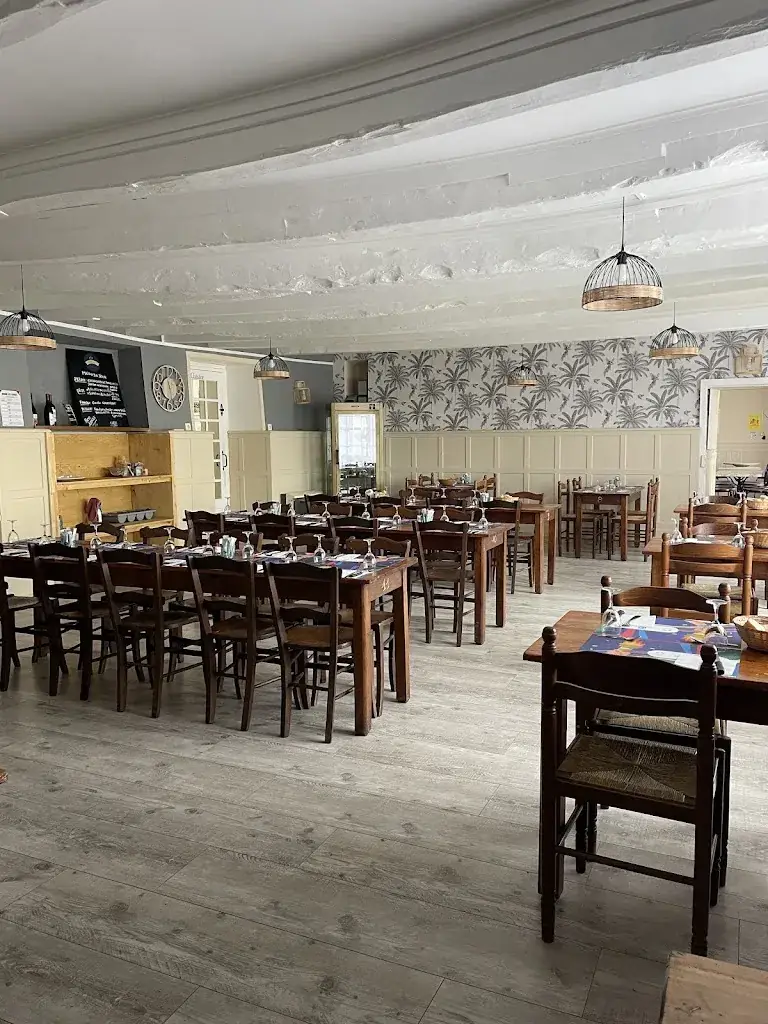 LES 36 CHANDELLES_Roz-Landrieux_slider_image_1