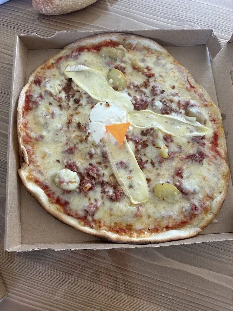 Déborah Delarue_Maki Pizza_Romillé_review