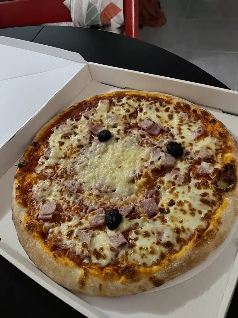 Gang Of Pizza_Romillé_slider_image_3