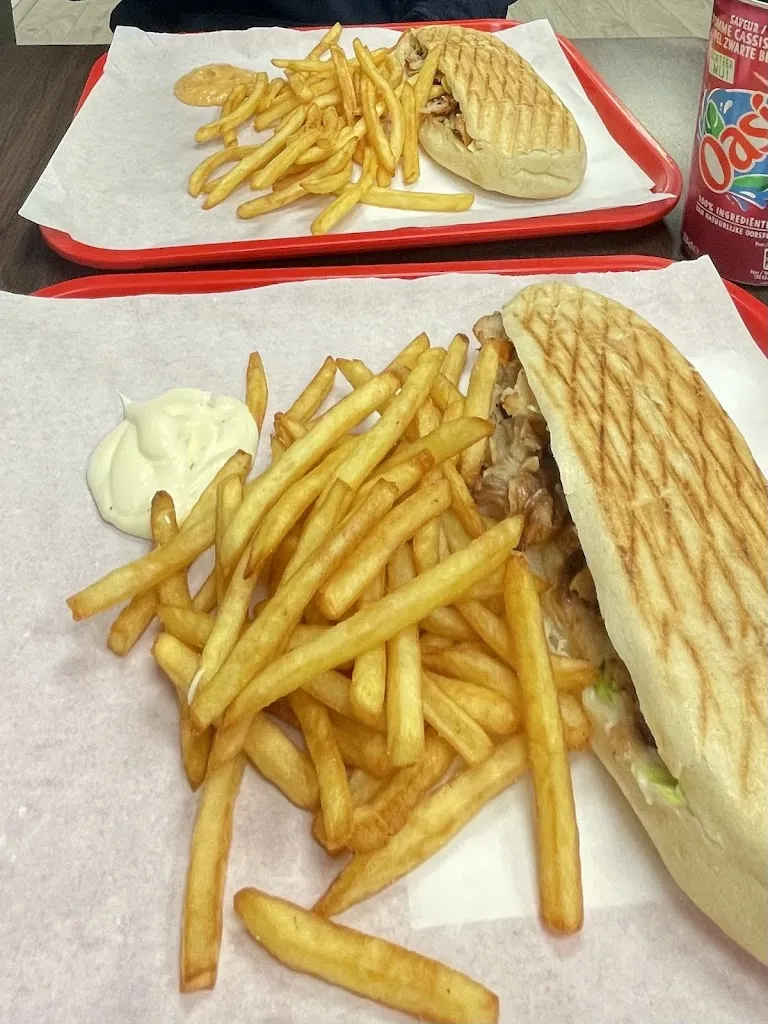 Ninon Lemoine_TA COUSCOUS ORIENTAL_Romillé_review