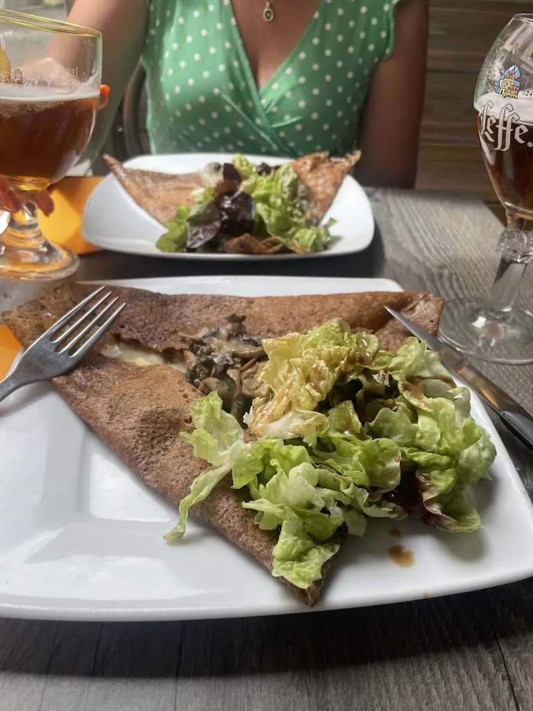 Lars Nielsen_La Reine Suzette_Port-Louis_review