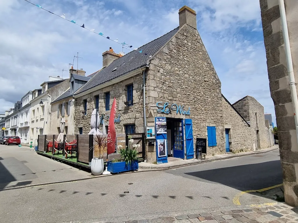 Le Wind_Port-Louis_slider_image_3