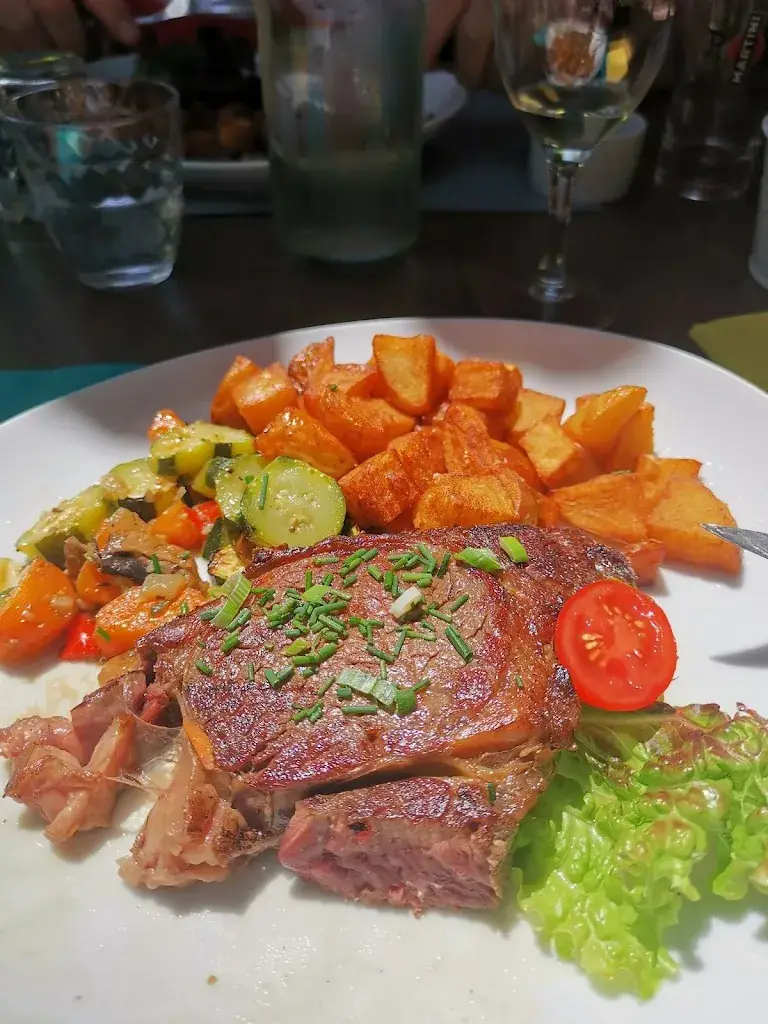 marie-noelle LARGUET_Les Chants d'Ailes_Saint-Étienne-de-Saint-Geoirs_recensione