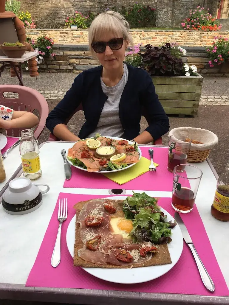 Steven Shaw_Crêperie La Galette Rieuse_Missiriac_avis