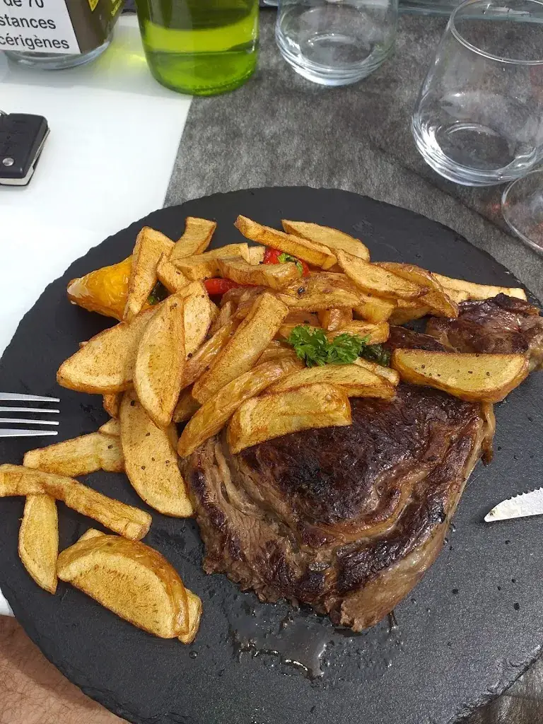 jean louis savineau_Aire de espana_Ruffiac_review