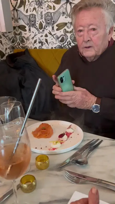 Le Petit Boudoir - Restaurant_Saint-Étienne-de-Saint-Geoirs_slider_image_2