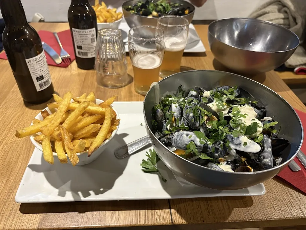 A V_La Moule Au Pot_Roscoff_review