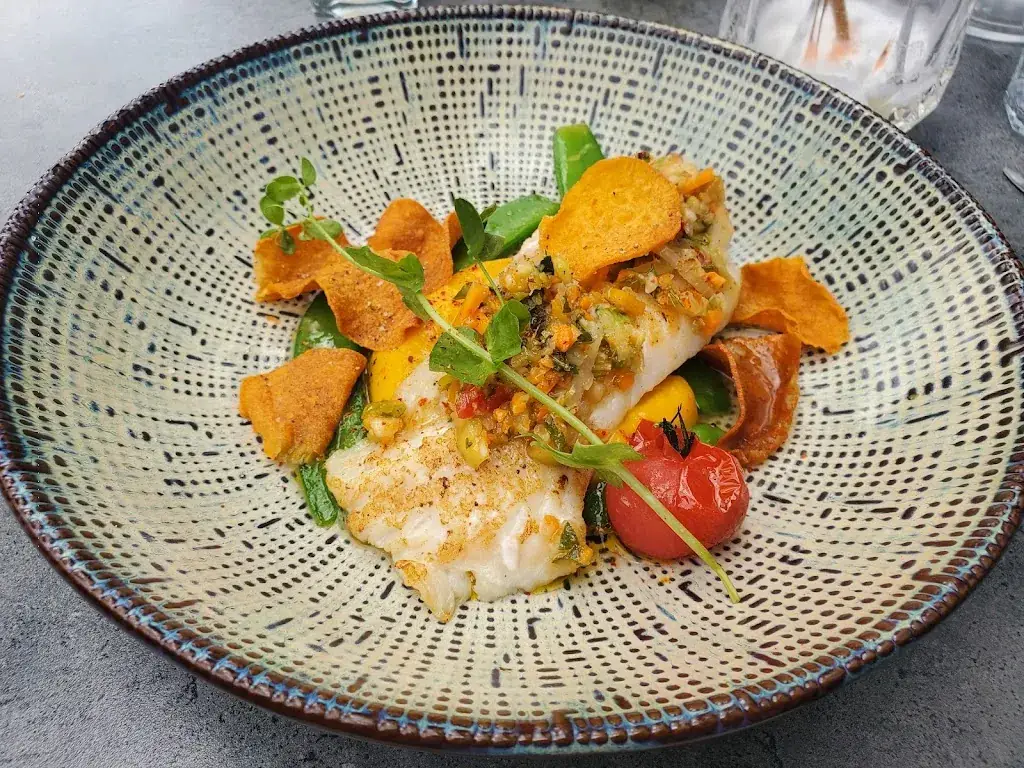 Helen Akitt-Heatley_Les Bricoles_Roscoff_review